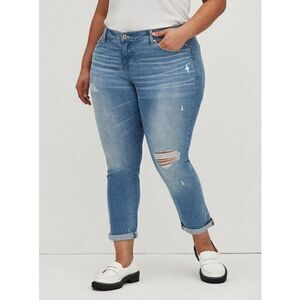 TORRID Boyfriend Straight Vintage Stretch Mid-Rise Jean size 18s